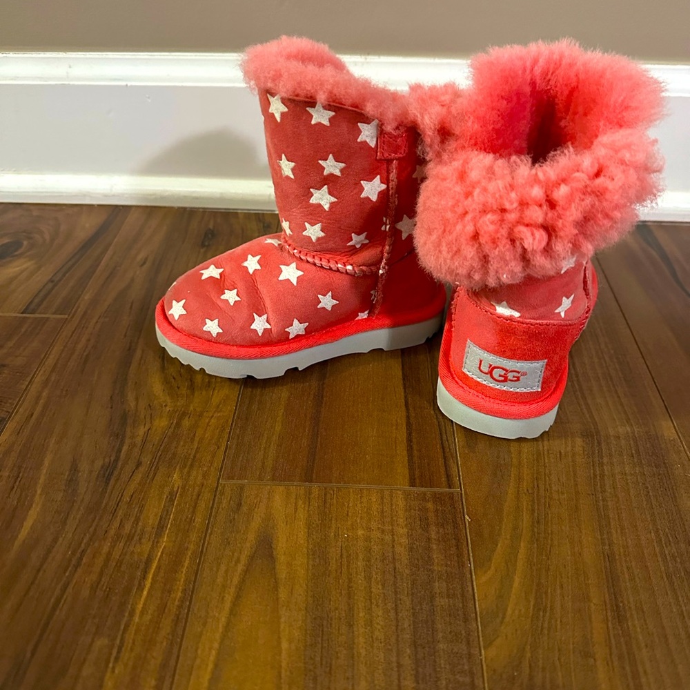 Ugg Girls Bailey button boots pink stars